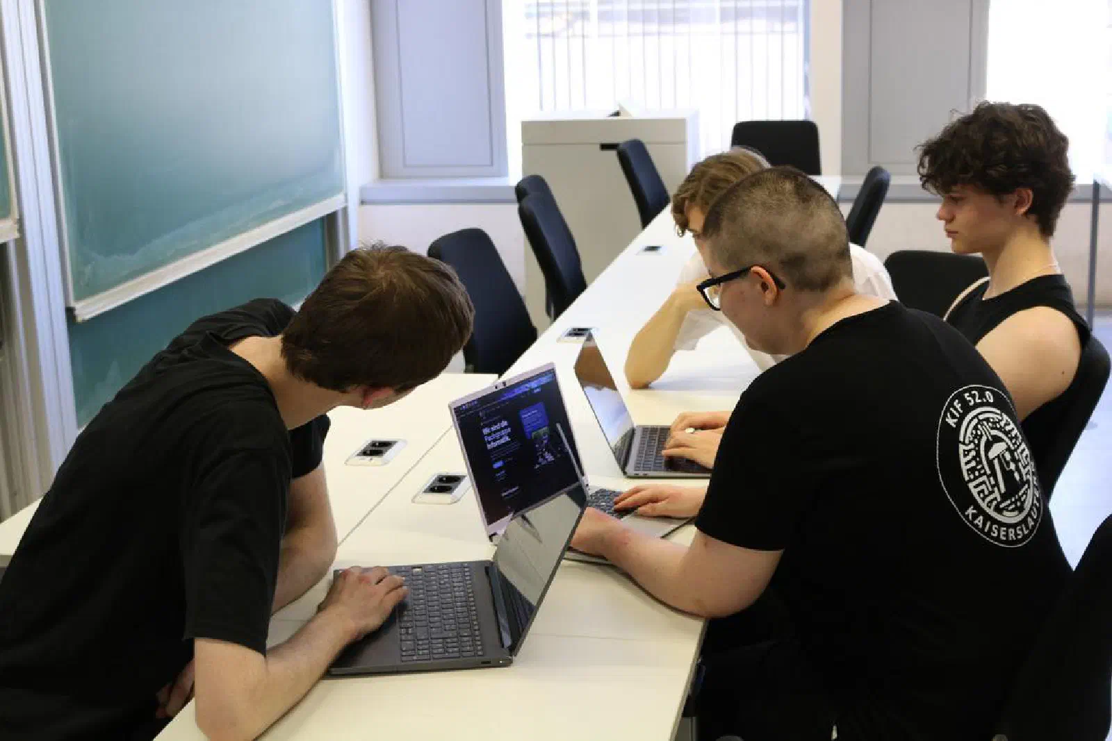 Gemeinsames Programmieren in der Gruppe